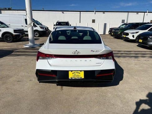 New 2026 Hyundai Elantra Limited FWD image 91