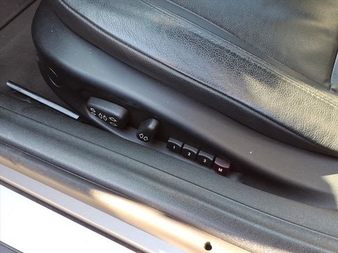 Used 2006 BMW Z4 3.0si RWD image 20