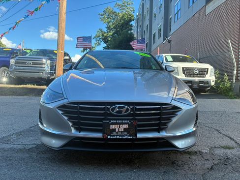 Used 2021 Hyundai Sonata SE FWD image 2
