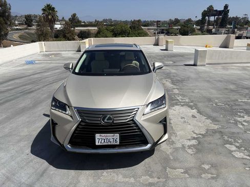 Used 2017 Lexus RX 350 FWD w/ Premium Package image 8