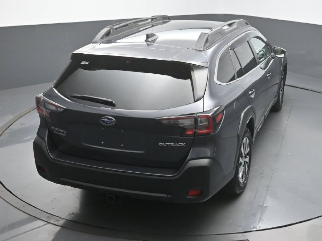 Used 2024 Subaru Outback Premium AWD/4WD image 46