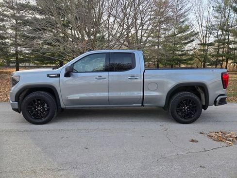 Used 2025 GMC Sierra 1500 Elevation image 3