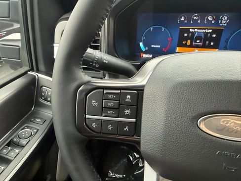 New 2026 Ford F250 Platinum AWD/4WD image 21