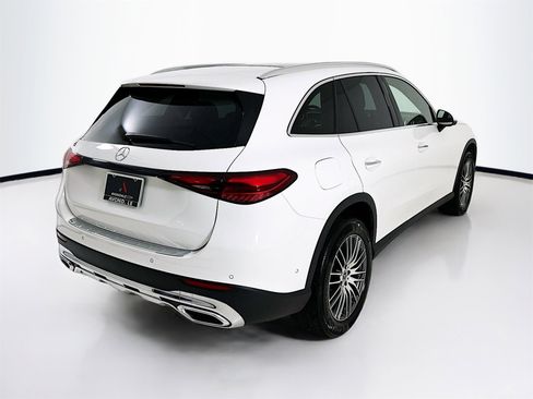 Used 2026 Mercedes-Benz GLC 300 image 8