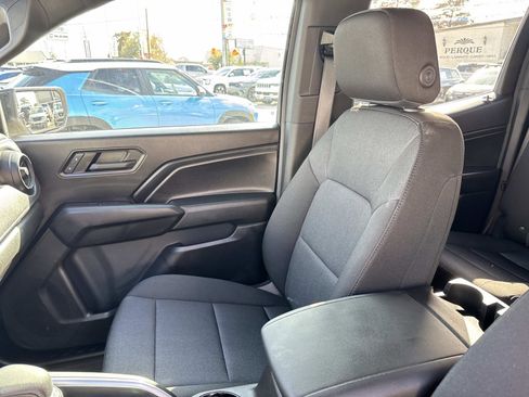 Used 2023 Chevrolet Colorado Trail Boss w/ Advanced Trailering Package image 15