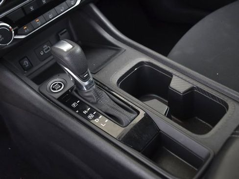 Used 2024 Nissan Sentra S image 12