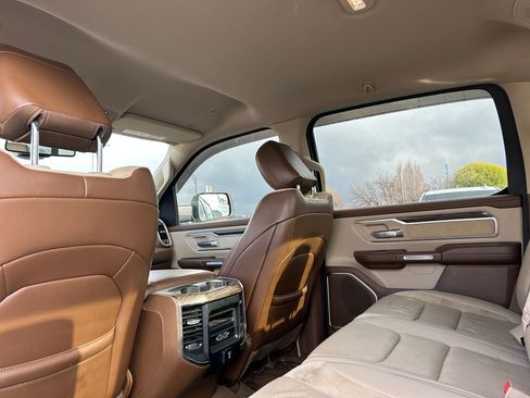 Used 2019 RAM 1500 Laramie image 30