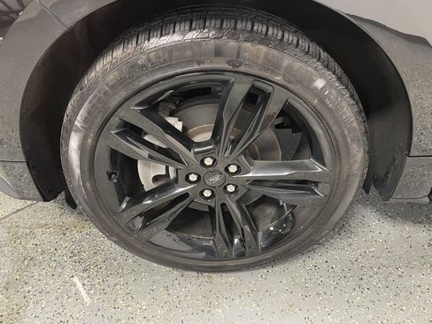 Used 2024 Ford Edge ST w/ Equipment Group 401A image 34