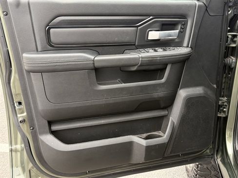 Used 2024 RAM 2500 Rebel w/ Towing Technology Group image 10