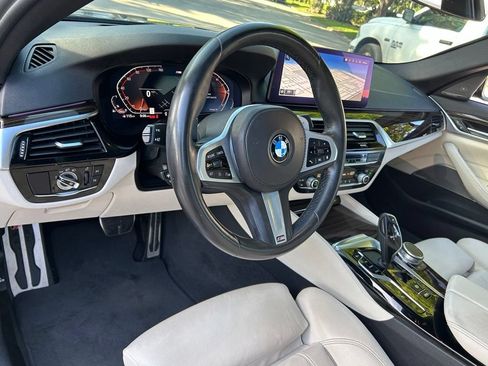 Used 2022 BMW 540i w/ M Sport Package RWD image 19