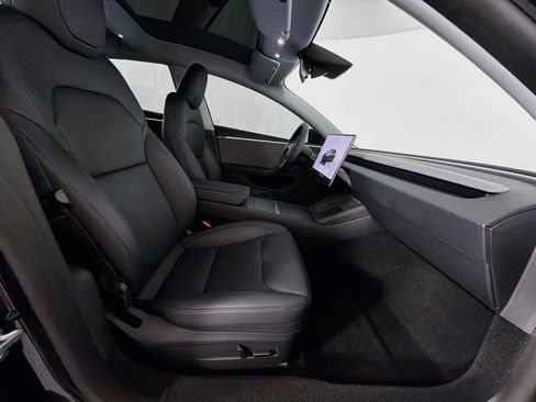 Used 2025 Tesla Model 3 Long Range RWD image 23
