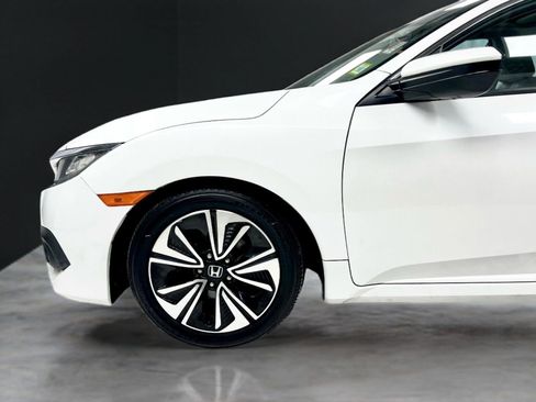 Used 2016 Honda Civic EX-L image 39