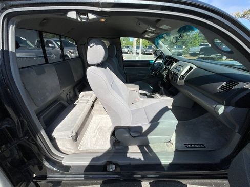 Used 2006 Toyota Tacoma X-Runner image 20