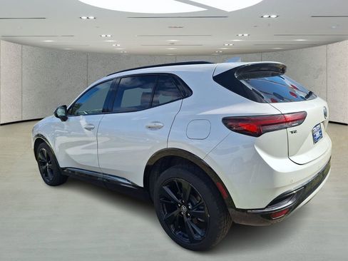 Used 2023 Buick Envision Preferred image 3