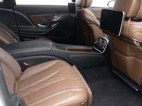 Used 2016 Mercedes-Benz Maybach S 600 image 40