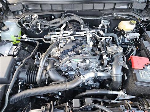 New 2025 Ford Bronco Big Bend w/ Black Diamond Package image 17