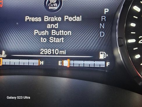 Used 2021 Jeep Renegade Latitude w/ Convenience Group AWD/4WD image 2