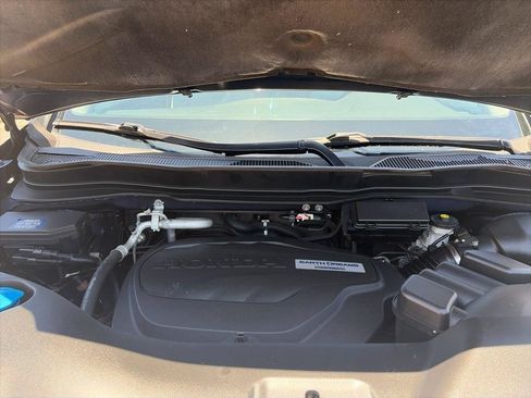 Used 2017 Honda Pilot EX image 40