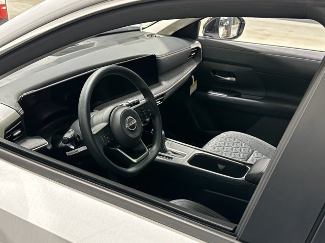 New 2026 Nissan Kicks SV w/ SV Premium Package AWD/4WD image 24