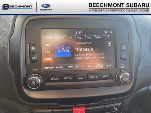 Used 2017 Jeep Renegade Altitude image 16