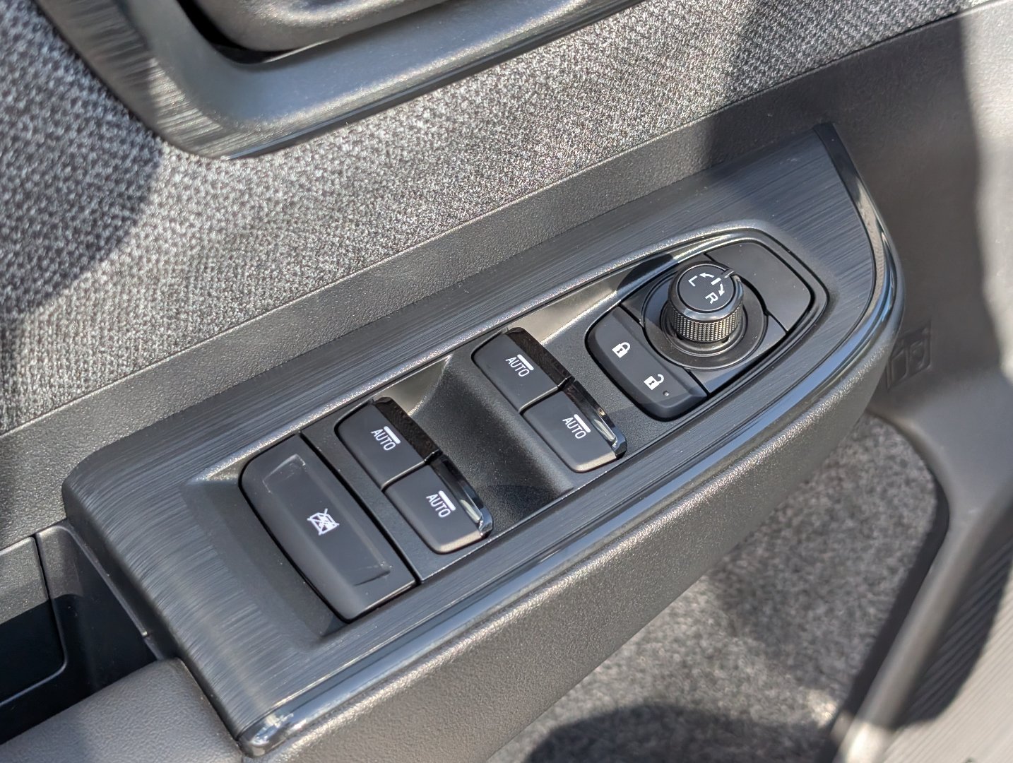 New 2026 Subaru Outback Limited AWD/4WD image 19