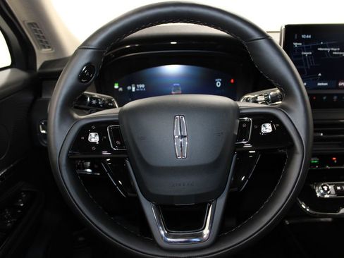 New 2025 Lincoln Corsair Reserve w/ Jet Appearance Package image 31