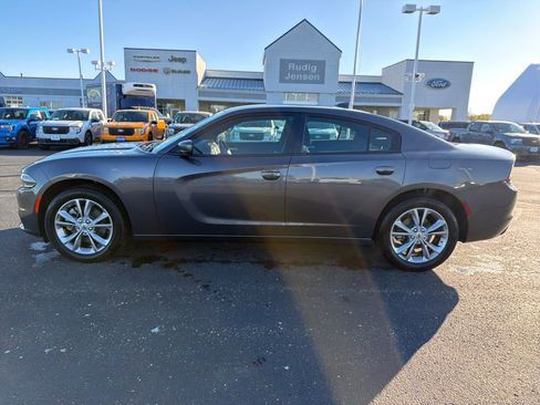 Used 2022 Dodge Charger SXT w/ Cold Weather Package AWD/4WD image 2