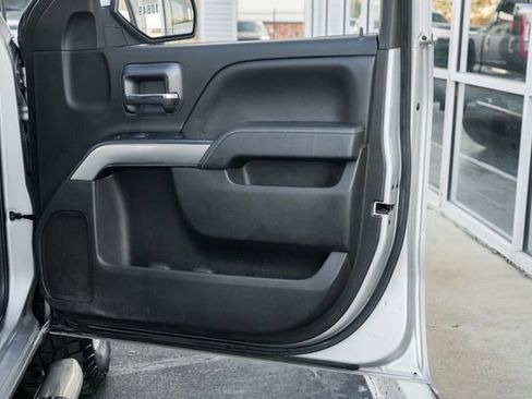 Used 2018 Chevrolet Silverado 1500 LT w/ All Star Edition AWD/4WD image 31