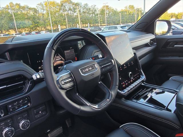 Used 2026 GMC Yukon AT4 Ultimate w/ LPO, Illumination Package AWD/4WD image 15