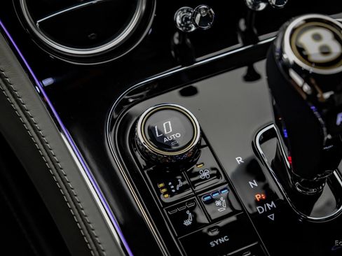 Used 2020 Bentley Continental GT AWD/4WD image 65