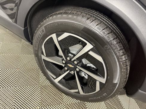 New 2026 Chevrolet Equinox EV LT image 10