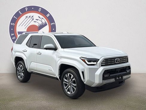 Used 2025 Toyota 4Runner Limited image 2