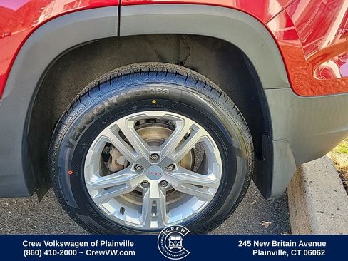 Used 2020 GMC Terrain SLE image 18