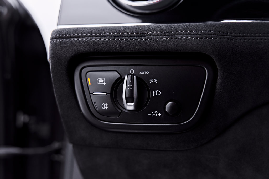 Used 2020 Bentley Bentayga Speed AWD/4WD image 66