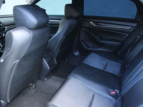 Used 2020 Honda Accord Sport image 15