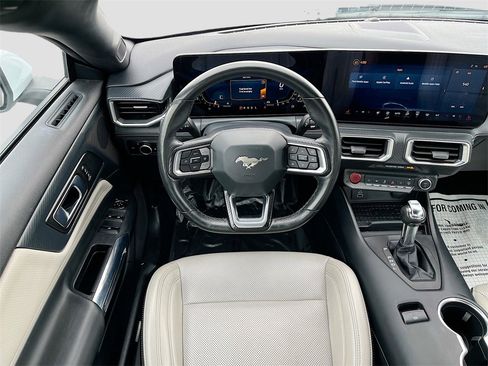Used 2024 Ford Mustang Premium image 21