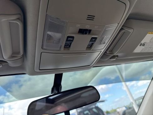 Used 2016 Toyota RAV4 XLE image 8