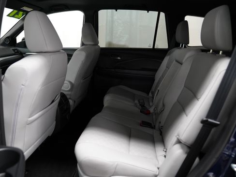 Used 2021 Honda Passport EX-L image 5