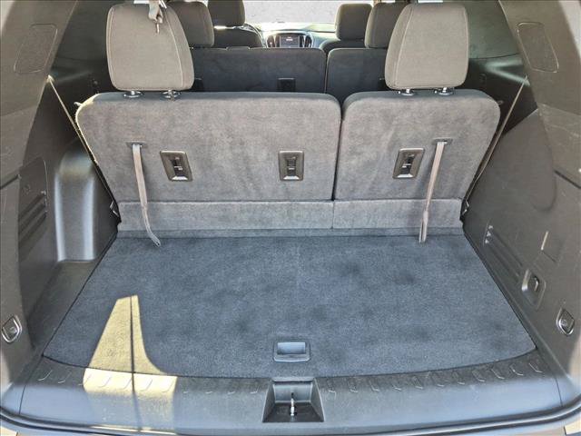 Used 2023 Chevrolet Traverse LT FWD image 10