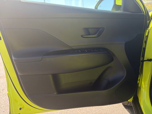 Used 2025 Hyundai Kona SEL AWD/4WD image 13