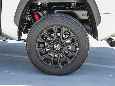 New 2026 Toyota Tundra SR5 AWD/4WD image 11