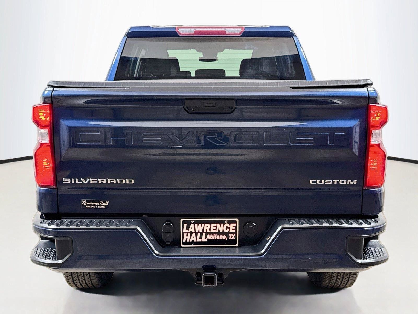 Used 2023 Chevrolet Silverado 1500 Custom AWD/4WD image 5
