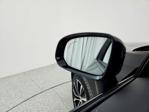 Used 2023 Volvo XC60 B5 Plus w/ Climate Package image 19