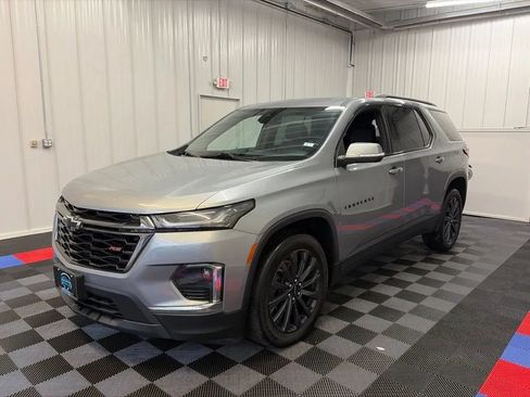Used 2023 Chevrolet Traverse RS AWD/4WD image 7