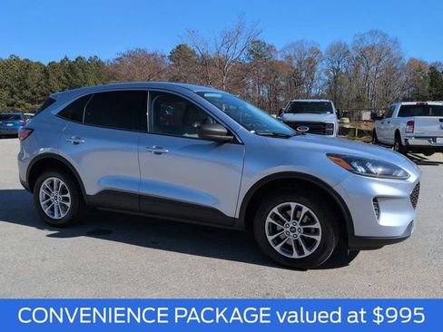 Certified 2022 Ford Escape SE w/ Convenience Package image 3