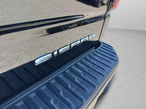 Used 2025 GMC Sierra 1500 Denali Ultimate AWD/4WD image 10