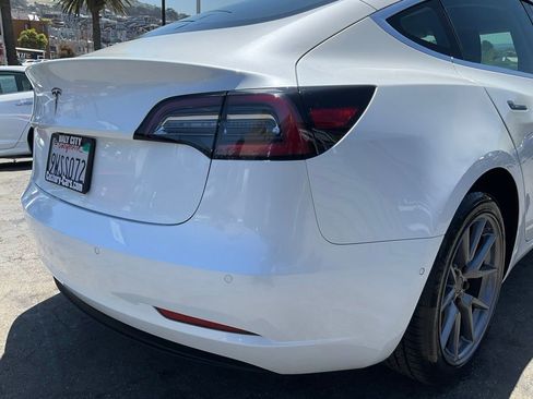 Used 2019 Tesla Model 3 Mid Range RWD image 77