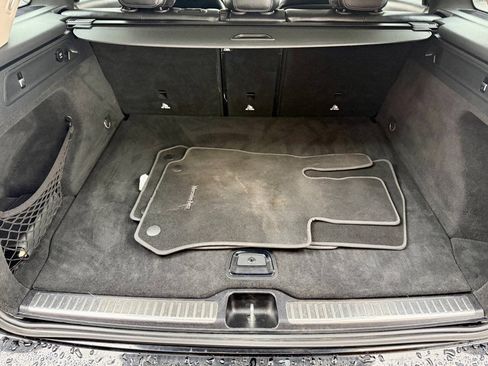Used 2016 Mercedes-Benz GLC 300 w/ Premium Package image 38