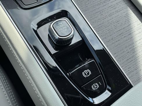 New 2026 Volvo XC90 B6 Ultra w/ Protection Package Premier image 22