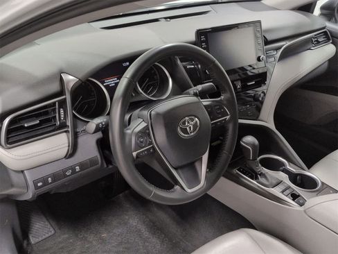 Used 2023 Toyota Camry XLE image 10